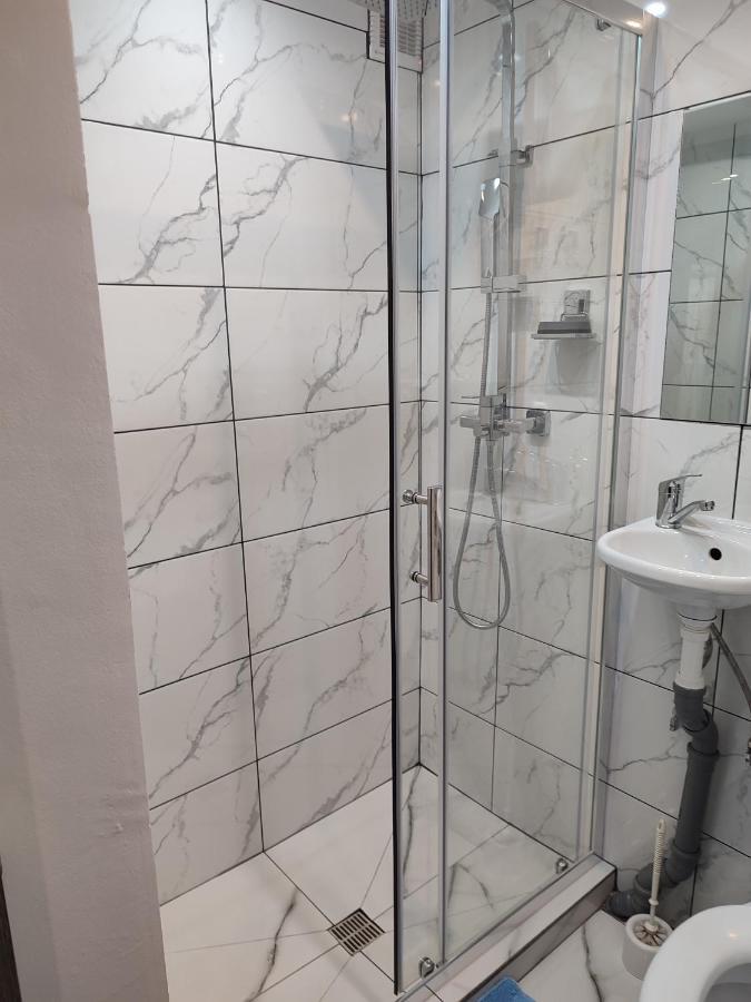 Apartament Garsoniera Alex Kluż-Napoka Zewnętrze zdjęcie