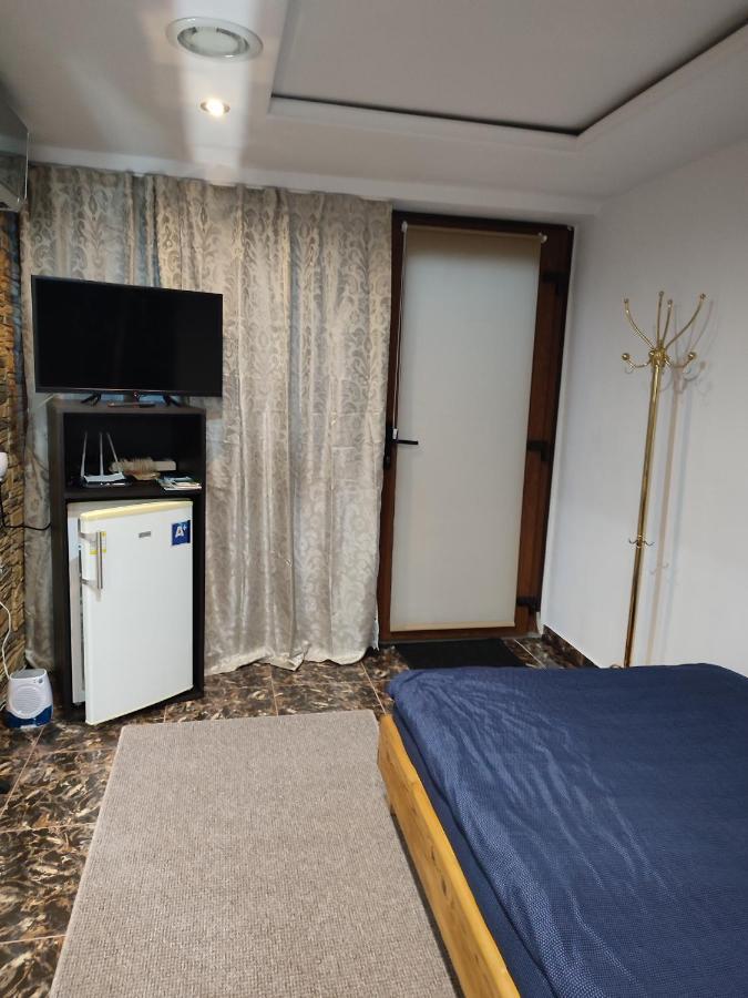 Apartament Garsoniera Alex Kluż-Napoka Zewnętrze zdjęcie
